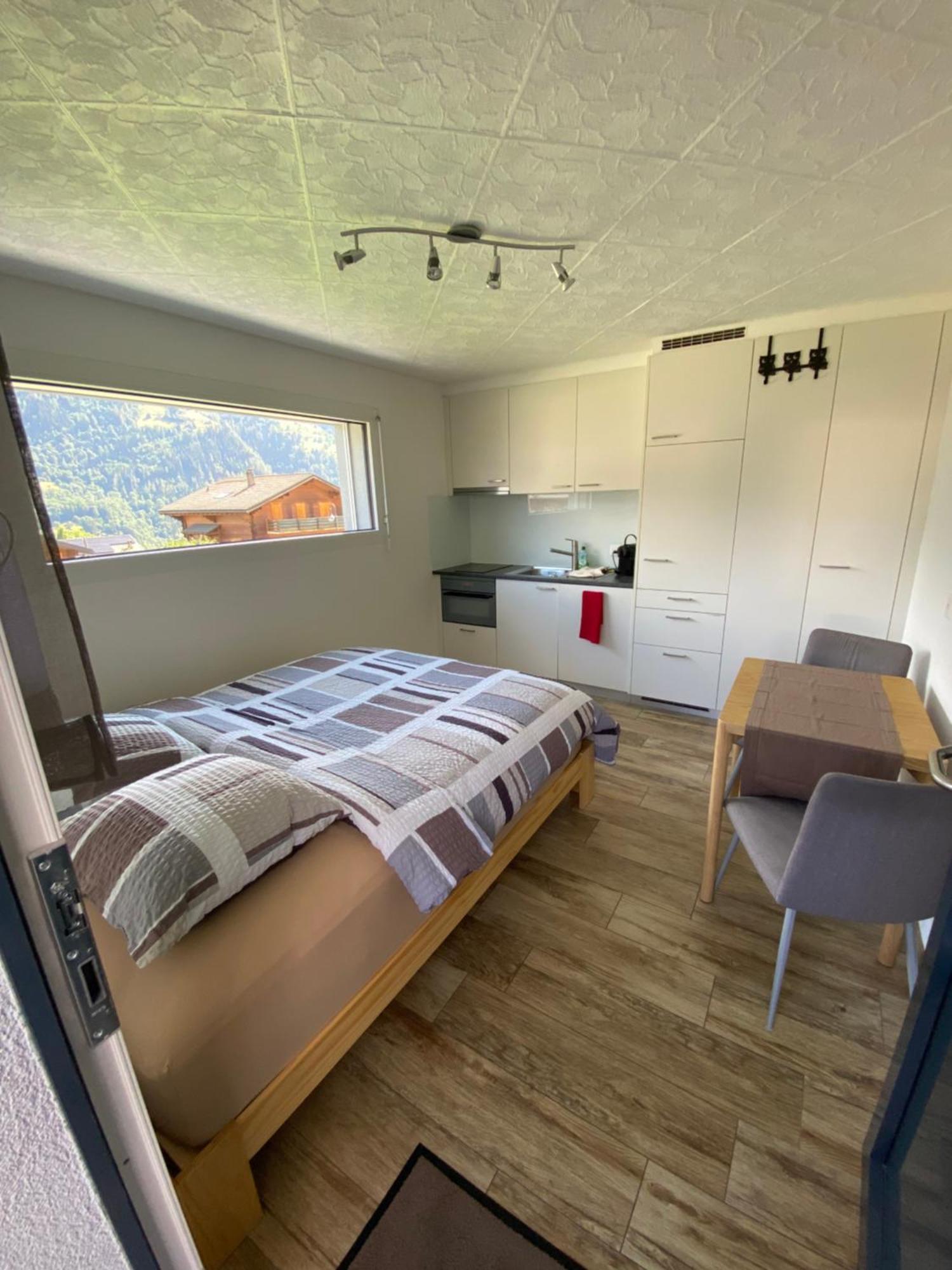 Aux Grands-Vergers Appartement Bruson Buitenkant foto